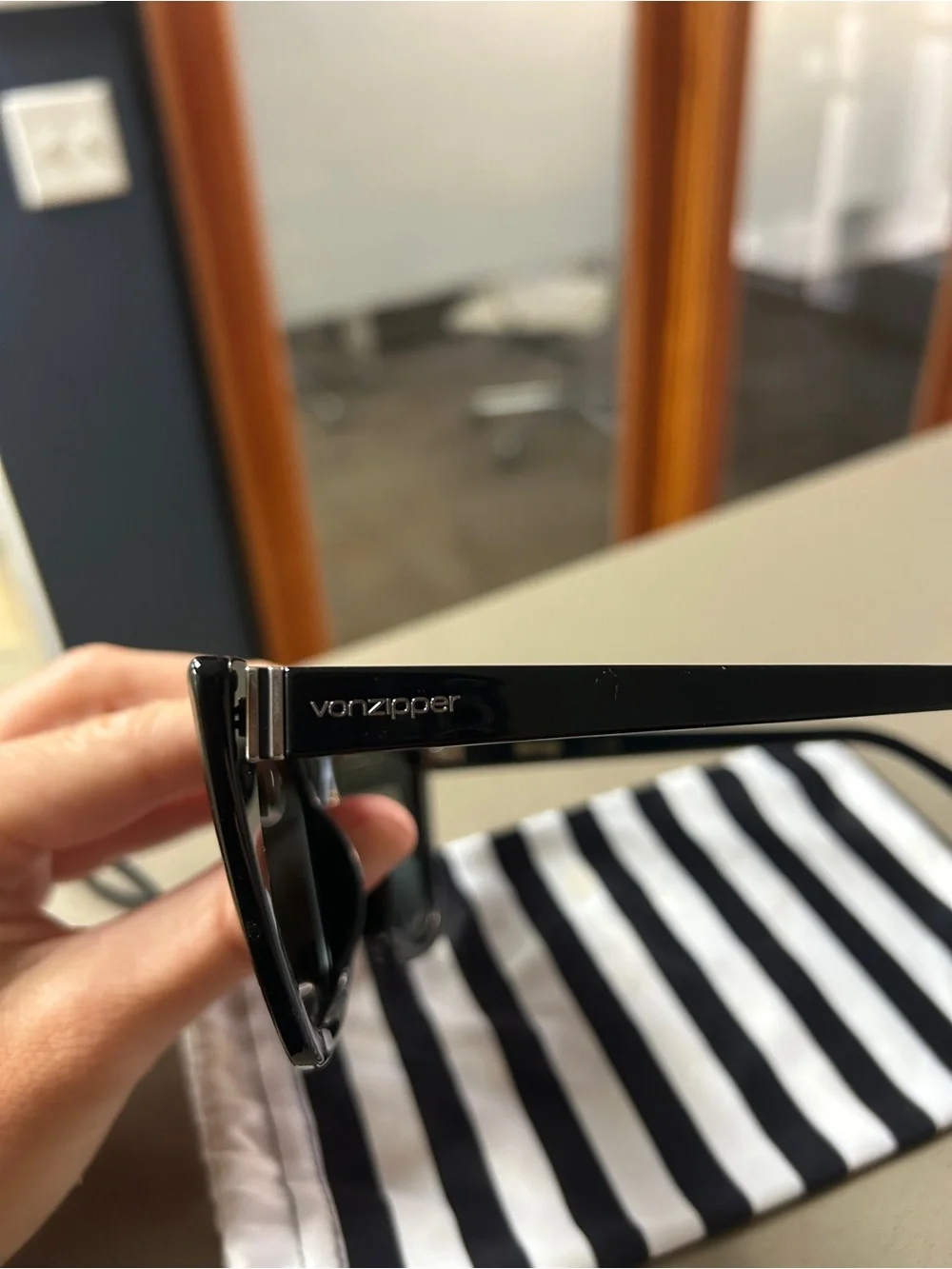 VonZipper Stiletta Women's Sunglasses - Black